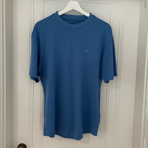 Men’s Nike Dri Fit Blue T-Shirt. Size L - Picture 2 of 4